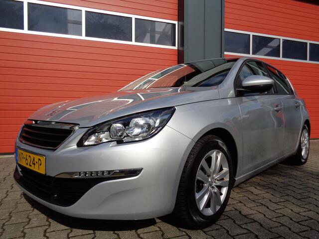 Peugeot 308 1.2 PureTech Active 110PK Clima Cruise Navi LMV NL-Auto