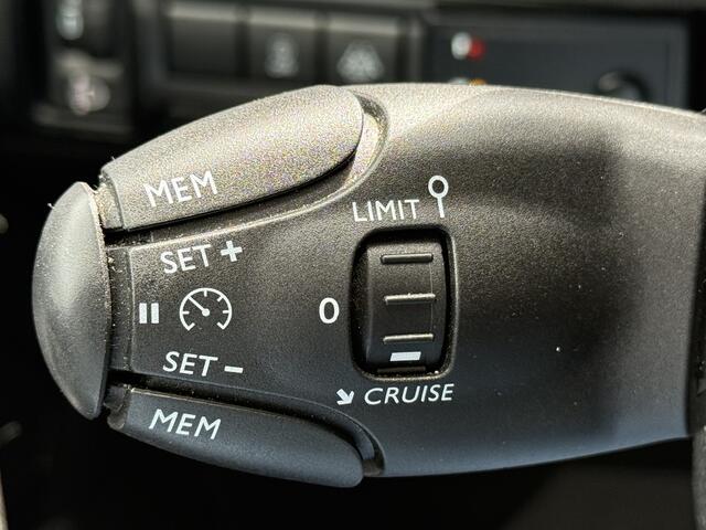 Peugeot 308 SW BWJ 2019 1.2 131 PK Blue Lease Premium NIEUWE DISTR.RIEM!! AUTOMAAT | PANORAMA | LEDER | CLIMA | ANDROID AUTO | APPLE CARPLAY | MULTIFUNCT. STUUR