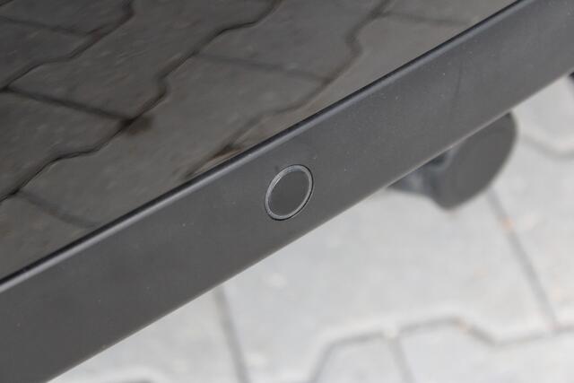 Peugeot 308 1.2 PureTech Executive | Incl. 12 maanden garantie | Cruise control | Climate control | Trekhaak | Navigatie | Bluetooth | Parkeersensoren | 100% onderhouden | Panorama dak |