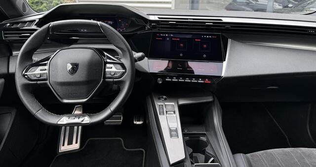 Peugeot 308 1.2 PureTech GT l I-Cockpit l Stoelverwarming l Sfeer l Camera l Navi