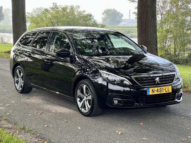Peugeot 308 SW 1.2 PureTech Blue Lease Allure | 88.000 km | Trekhaak | Apple carplay | GT