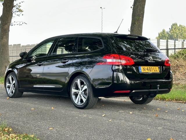 Peugeot 308 SW 1.2 PureTech Blue Lease Allure | 88.000 km | Trekhaak | Apple carplay | GT