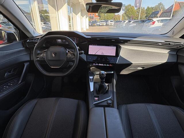 Peugeot 308 SW 1.2T 130pk Allure Pack Business | Keyless Entry | Achteruitrijcamera | Navigatie | Adaptieve Cruise Control | Draadloos telefoonlader | Lichtmetalen velgen | Privacy Glass