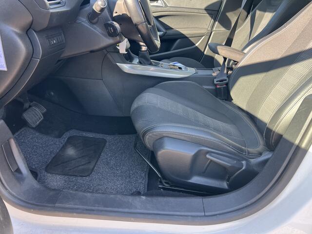 Peugeot 308 SW 1.2 PureTech GT | Nieuw Binnen! | Automaat | Stoelverwarming | Trekhaak