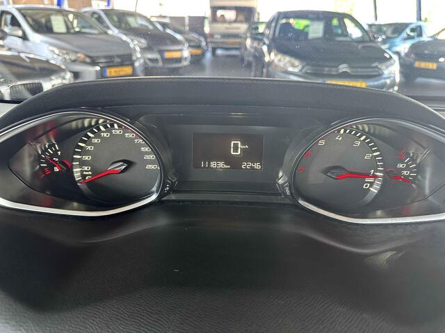 Peugeot 308 SW 1.2 PureTech Navi | Cruise | PDC | Dealer onderhouden.