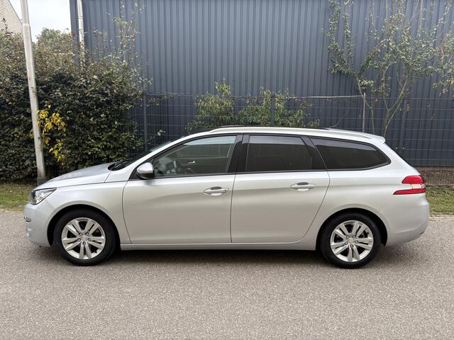 Peugeot 308 SW 1.2 PureTech Blue Lease Executive / NAVI / CRUISE / AIRCO