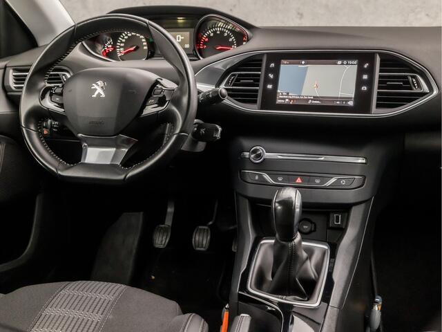 Peugeot 308 SW 1.2 PureTech Sport (APPLE CARPLAY, GROOT NAVI, TREKHAAK, PARKEERSENSOREN, SPORTSTOELEN, CRUISE, DAB+, LM VELGEN, NIEUWE APK, NIEUWSTAAT)