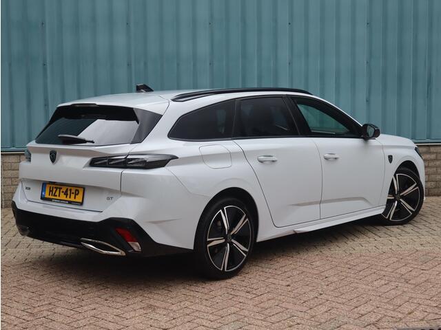 Peugeot 308 SW GT 1.2 Turbo 130pk EAT8 AUTOMAAT | NAVI | CAMERA | FOCAL HIFI | ELEKTR. ACHTERKLEP |