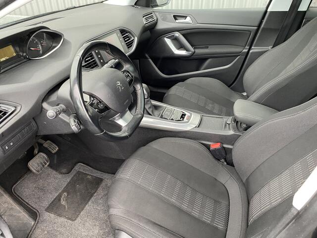 Peugeot 308 SW 1.2 PureTech Blue Lease Premium AUTOMAAT, Clima, CC, PDC, Pano, Bluetooth, LM, Trekh, nw. APK - Inruil Mogelijk -