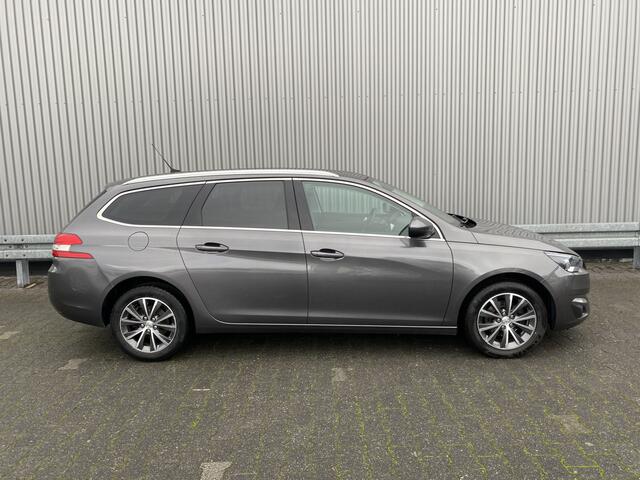Peugeot 308 SW 1.2 PureTech Blue Lease Premium AUTOMAAT, Clima, CC, PDC, Pano, Bluetooth, LM, Trekh, nw. APK - Inruil Mogelijk -