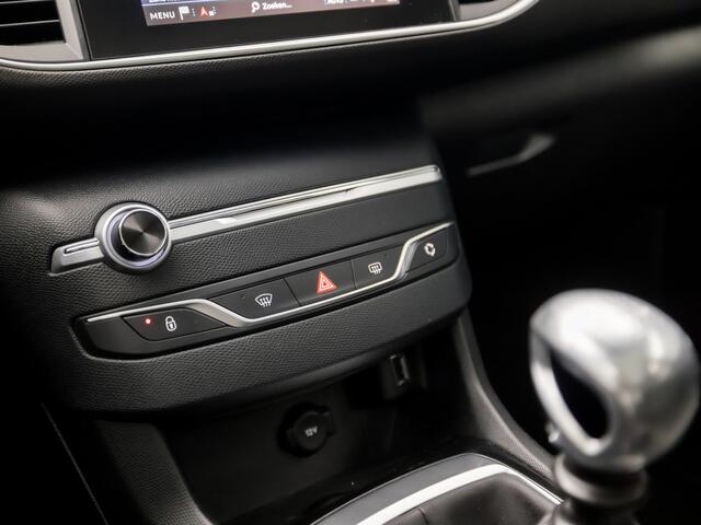 Peugeot 308 1.2 PureTech Executive Sport (APPLE CARPLAY, CLIMATE, PARKEERSENSOREN, GETINT GLAS, CRUISE, BLUETOOTH, NIEUWE APK, NIEUWSTAAT)