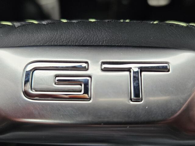 Peugeot 308 GT Hybrid Automaat / Fabrieksgarantie tot 28-3-2027 / 360 Graden Camera / Apple Carplay & Android Auto / Adaptief Cruise Control / Climate Control / Navigatie /