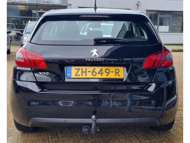 Peugeot 308 1.2 PureTech Blue Lease 110PK | NL AUTO | Trekhaak | Nette Staat | Achteruitrijcamera | Cruise Control | Airco |