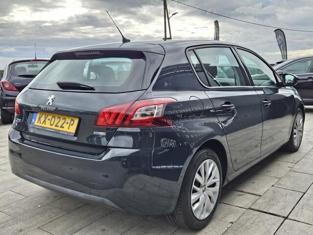 Peugeot 308 1.2 PureTech Blue Lease *AC*Navi