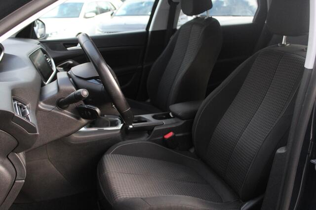 Peugeot 308 SW 1.2 PureTech Blue Lease//Navi//99.696km!!