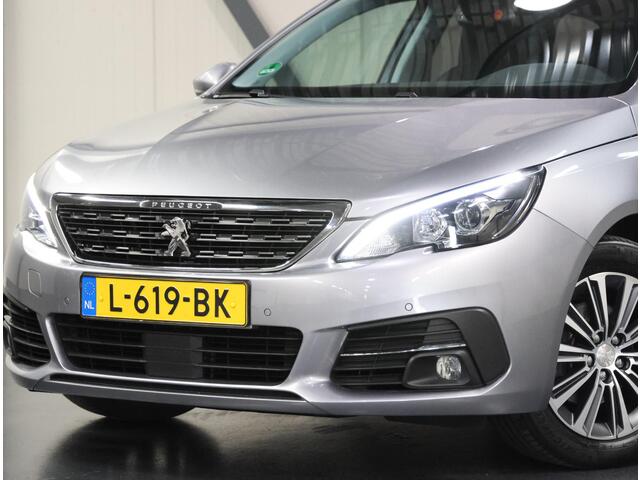 Peugeot 308 SW 1.2 130PK Blue Lease Allure | AppleCarPlay/AndroidAuto | 16"LMV | Navigatie | Cruise Control | Climate Control | Camera | Armsteun | Keyless | Privacy Glass | Isofix |