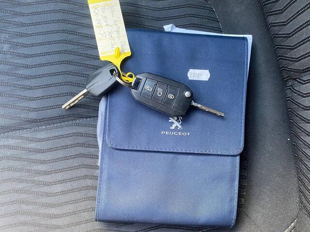 Peugeot 308 SW BWJ 12-2016 | 1.2PT 111K Blue Lease | NAVI | CRUISE | EL. AIRCO | EL PAKKET |