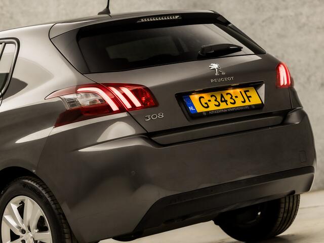 Peugeot 308 1.2 PureTech Sport (PANORAMADAK, APPLE CARPLAY, GROOT NAVI, CLIMATE, SPORTSTOELEN, GETINT GLAS, PARKEERSENSOREN, LM VELGEN, CRUISE, NIEUWE APK, NIEUWSTAAT)