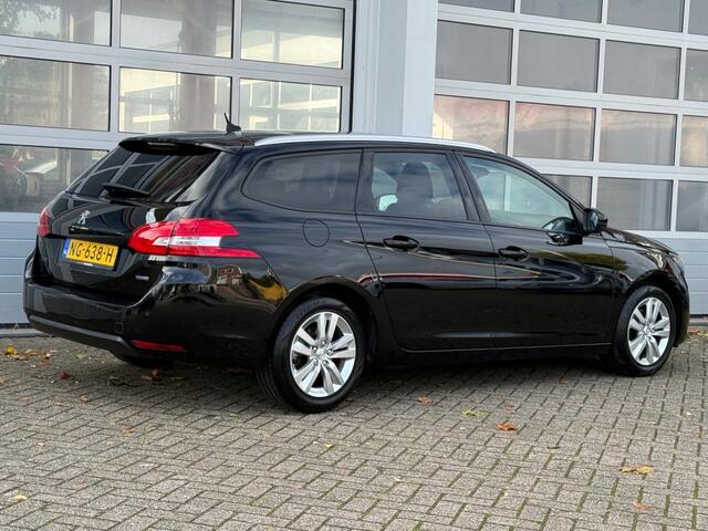 Peugeot 308 1.2 Turbo 110PK Executive Navi Clima Pdc Pano