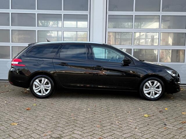 Peugeot 308 1.2 Turbo 110PK Executive Navi Clima Pdc Pano