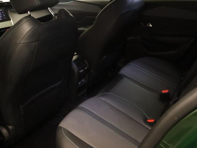 Peugeot 308 1.2 PureTech Allure Pack Business - ORIGINEEL NEDERLANDSE AUTO - 17 INCH LICHT METALEN VELGEN MET MICHELIN CROSS CLIMATE BANDEN - PARKEERSENSOREN VOOR/ ACHTER - CAMERA -NAVIGATIE - DODEHOEK DETECTIE