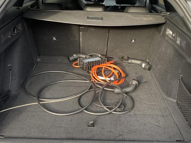 Peugeot 308 1.6 Plug-in Hybrid 225 GT FOCAL AUDIO | ELEK. ACHTERKLEP| ADAP. CRUISE| 360 CAMERA| DODE HOEK SENSOR|