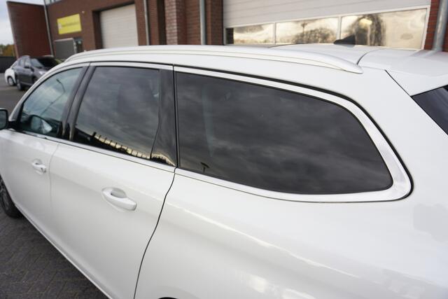 Peugeot 308 SW 1.2 PURETECH 131PK ALLURE CAMERA PANORAMADAK LED NAVI APPS CLIMA CRUISE PDC V+A LMV BLUETOOTH KEYLESS ENZ...