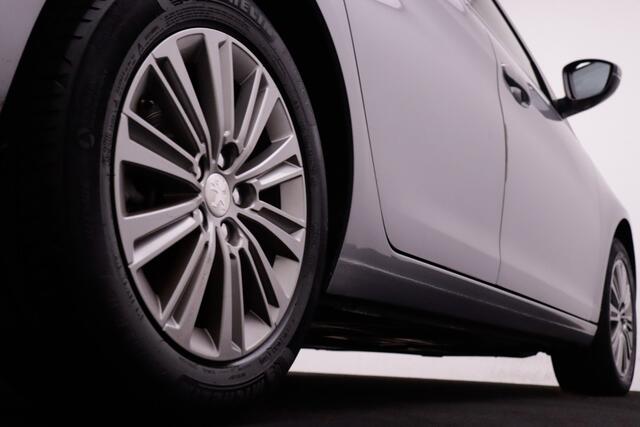 Peugeot 308 1.2T PREMIUM Blue Lease PANO | CAMERA | ACC | CARPLAY | CLIMA | DAB | NAVI | PDC V+A | LMV