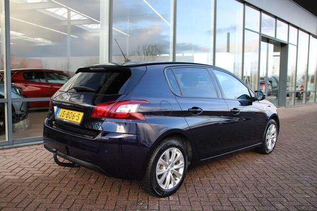 Peugeot 308 1.2 PureTech 110pk Style Airco Navi Trekhaak Dealer onderhouden