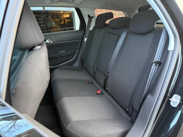 Peugeot 308 1.2 PureT.Blue L. Ex PANO / CAMERA / D-RIEM V.V. / 6 BAK / LED /