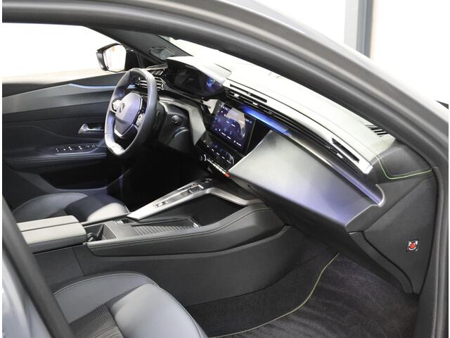 Peugeot 308 SW 1.6 Plug-in Hybrid 180PK GT | 1ste eigenaar | AUTOMAAT | Schuifkanteldak | LEER/Alcantara | Stoelverwarming | FOCALSOUND | Adaptive Cruise Control | Camera | Trekhaak | Dodehoekdetectie | Sfeerverlichting | Isofix | Privacy Glass |