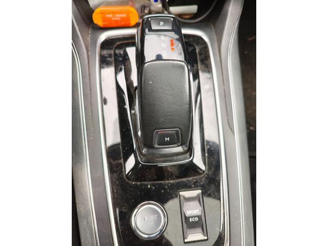 Peugeot 308 SW 1.2 PureTech Allure, ORGINEEL NEDERLANDSE AUTO,BOEKJES,NAP EN ONDERHOUDSHISTORIE