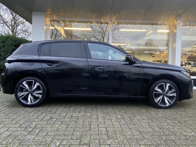 Peugeot 308 1.2 PureTech Allure | Achteruitrijcamera | Apple carplay | Electronic climate control | Navigatiesysteem |