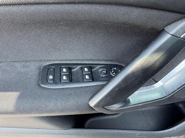 Peugeot 308 1.2 PureTech Blue Lease Executive | Airco | Panoramadak | Cruise control | Elektrische ramen | APK tot 01-10-2025 | NAP |