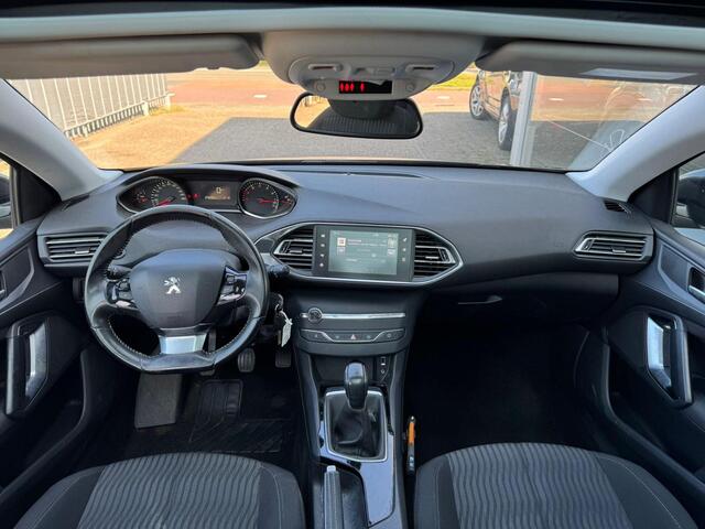 Peugeot 308 1.2 PureTech Blue Lease Executive | Airco | Panoramadak | Cruise control | Elektrische ramen | APK tot 01-10-2025 | NAP |