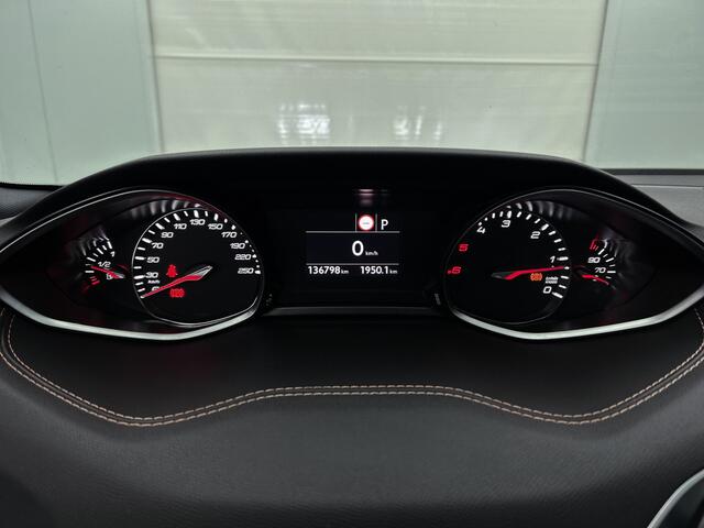 Peugeot 308 SW 1.5 HDi 131PK Automaat GT-Line / Panoramadak / Trekhaak / Xenon / Airco-ecc / 1/2 Leder / Apk 03-2026