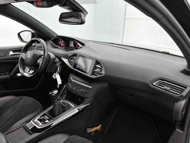 Peugeot 308 SW 1.5 HDi 131PK GT-Line / Drivers Sport Pack / Trekhaak / 1/2 Leder / Panoramadak / Pdc.V+A / Xenon / Navigatie / / Apk 11-2026