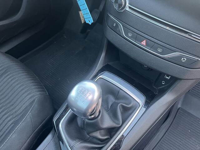 Peugeot 308 1.6 BlueHDi Achteruitrijcamera Panoramadak 2017