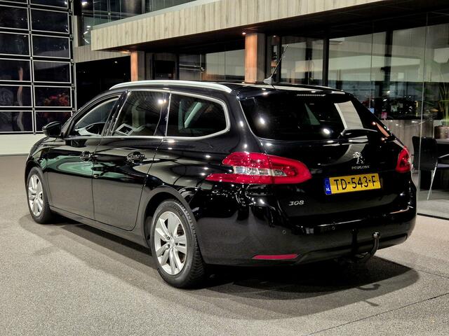 Peugeot 308 SW 110pk PT Blue Lease Executive | Distributie verv. | Panorama | Trekhaak | Navi