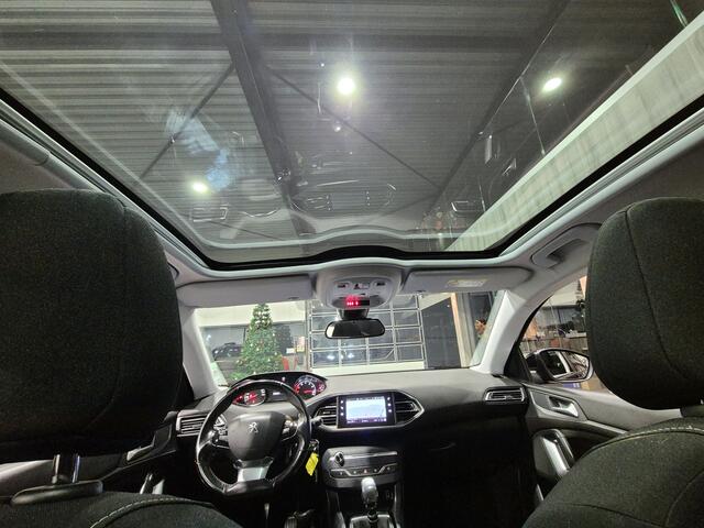 Peugeot 308 SW 110pk PT Blue Lease Executive | Distributie verv. | Panorama | Trekhaak | Navi