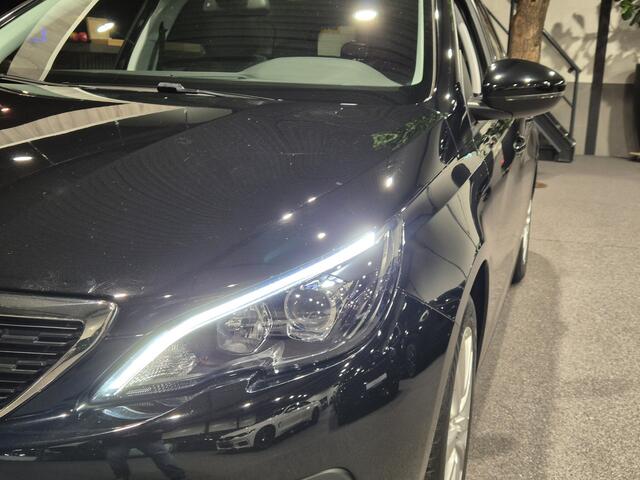 Peugeot 308 SW 110pk PT Blue Lease Executive | Distributie verv. | Panorama | Trekhaak | Navi
