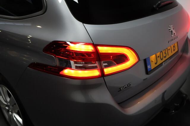 Peugeot 308 SW 1.2 PureTech Blue Executive 131pk | Panoramadak | Navigatie