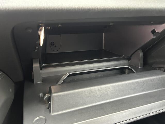 Peugeot 308 SW 1.2 PT 130 EAT8 Allure Afn. trekhaak | 1400kg trekgewicht | Prijs is rijklaar