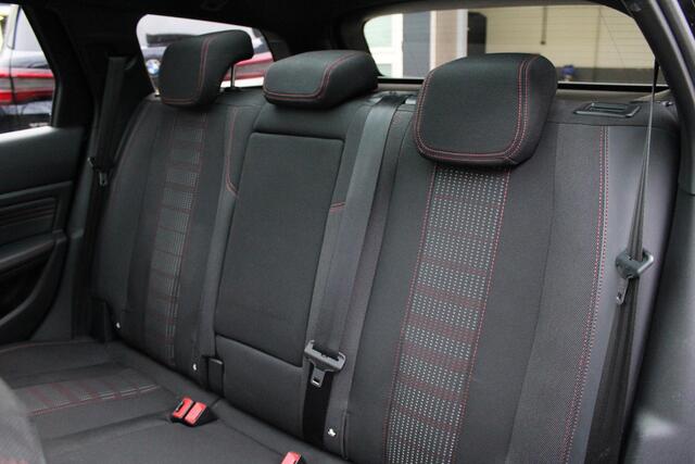 Peugeot 308 SW 1.5 BlueHDi Blue Lease GT-Line Panorama dak - LED