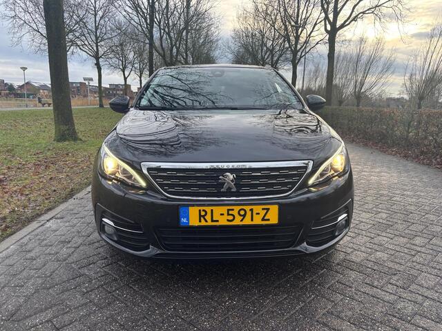 Peugeot 308 1.2 PureTech Blue Lease Premium