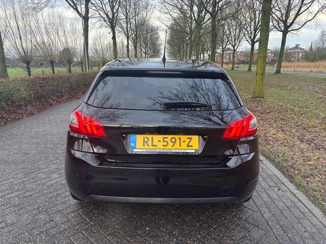 Peugeot 308 1.2 PureTech Blue Lease Premium