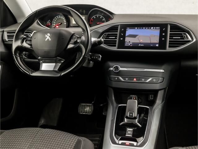 Peugeot 308 1.2 PureTech Sport Pack Automaat 131Pk (APPLE CARPLAY, GROOT NAVI, GETINT GLAS, PARKEERSENSOREN, SPORTSTOELEN, LM VELGEN, CRUISE, NIEUWSTAAT)