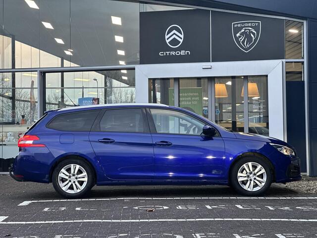 Peugeot 308 SW 1.2 PureTech Blue Lease Executive | Trekhaak | Adaptive Cruise Control | Parkeercamera/-sensoren | Navigatie | Climate Control |
