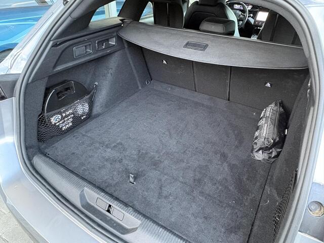 Peugeot 308 SW 1.6 Plug-in Hybrid 225 GT | Navigatie | Keyless Entry | LED koplampen | Achteruitrijcamera | Alcantara
