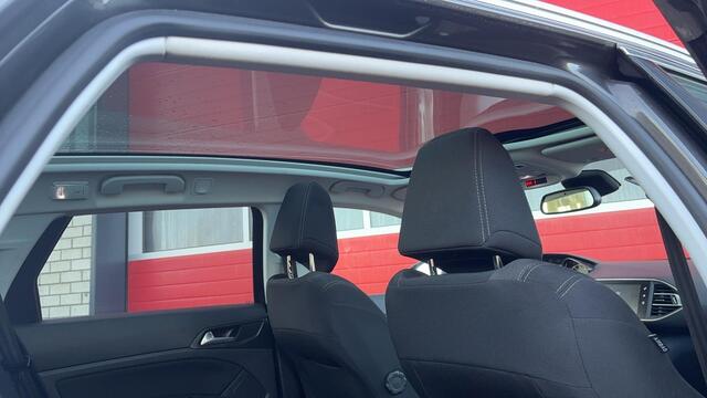 Peugeot 308 SW 1.6 BlueHDI Blue Lease Premium Pack FULL LED / PANORAMADAK / CAMERA / DEALER OH / NAVI / CLIMA / PDC / BLUETOOTH / CRUISE / NL-AUTO